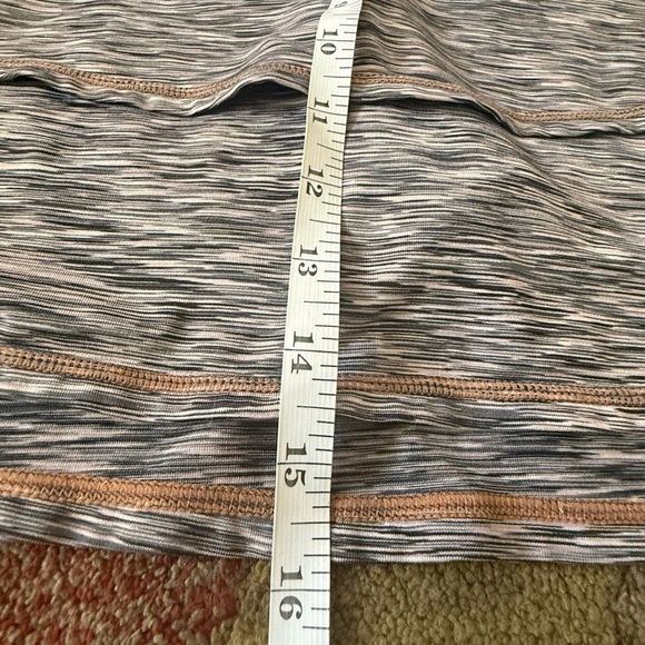 A43-Soft, stretchy, lightweight, and breathable brown and white skort #running - Picture 5 of 6